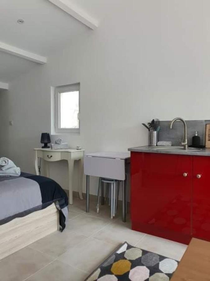 Vila … Et La Fourmi Saumane-de-Vaucluse Exteriér fotografie